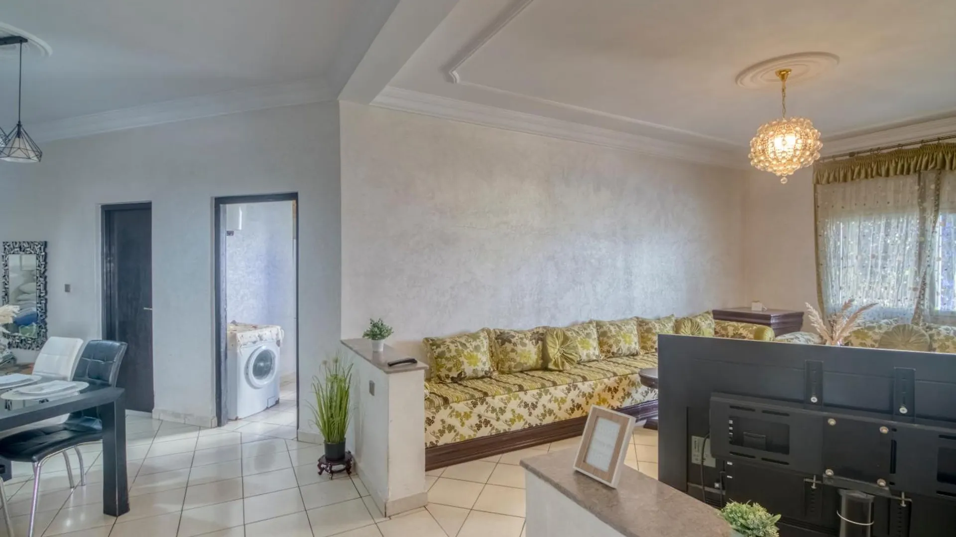 Appartement Spacieux A 2 Pas De Souk El Had Agadir Marokko